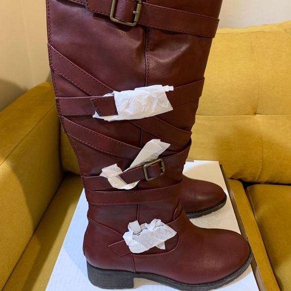 JustFab Keira Flat Boots in Port Royale/Burgundy Size 8 - Picture 2 of 5